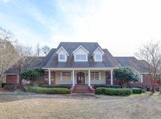 828 Briarwood Rd, Meridian, MS 39305
