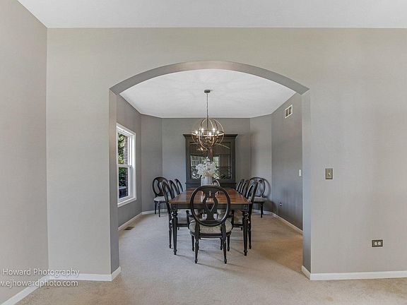 5th image of 703 Turtledove Ln