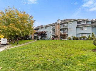11510 225th St #218, Maple Ridge, BC V2X 9Y3