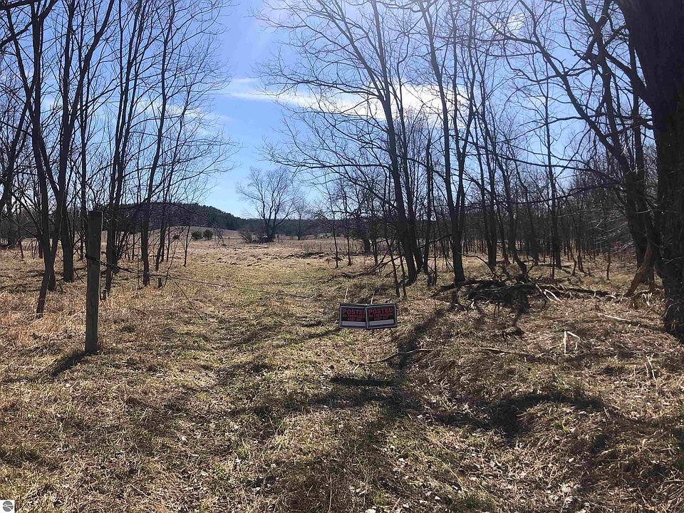 S Nine Mile Rd, Copemish, MI 49625 Zillow