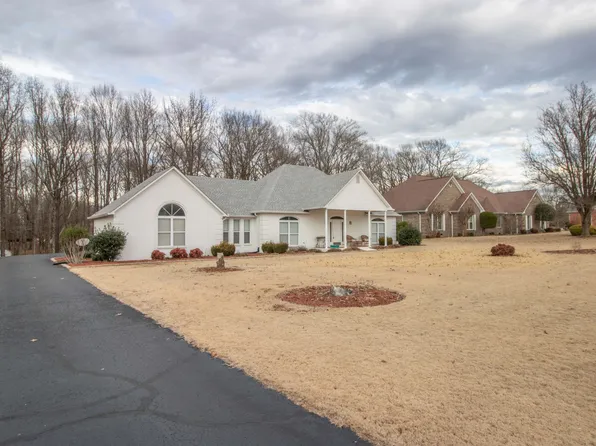 35 Pleasant Oak Cv, Three Way, TN 38343