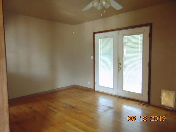 3rd image of 1713 Bradbary Ln