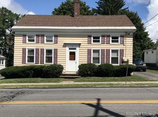 21 Burrstone Rd, New York Mills, NY 13417