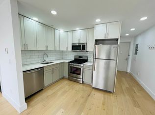 2510 38th Ave APT 3A, Long Island City, NY 11101