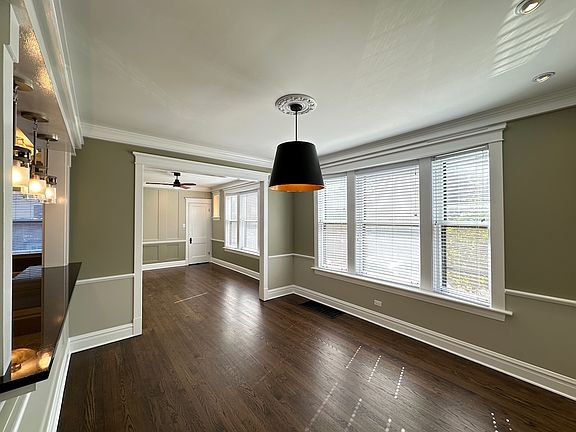 3rd image of 1938 W Berenice Ave #A04w
