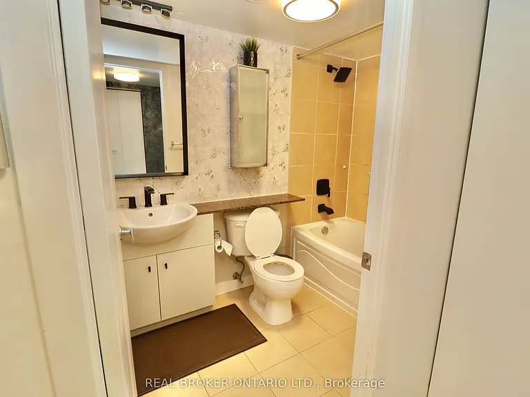 397 Front St N #1806 — Photo 17