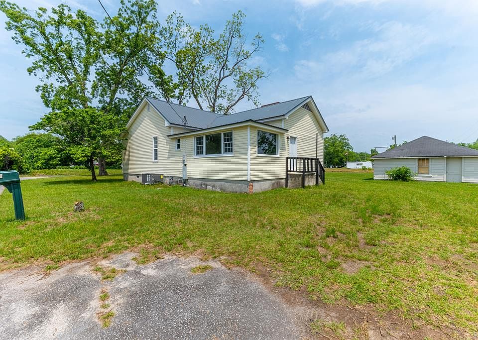 228 Elmwood Ave, Rowesville, SC 29133 Zillow