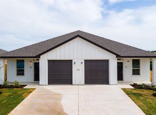 121 Leon Ln, Copperas Cove, TX 76522