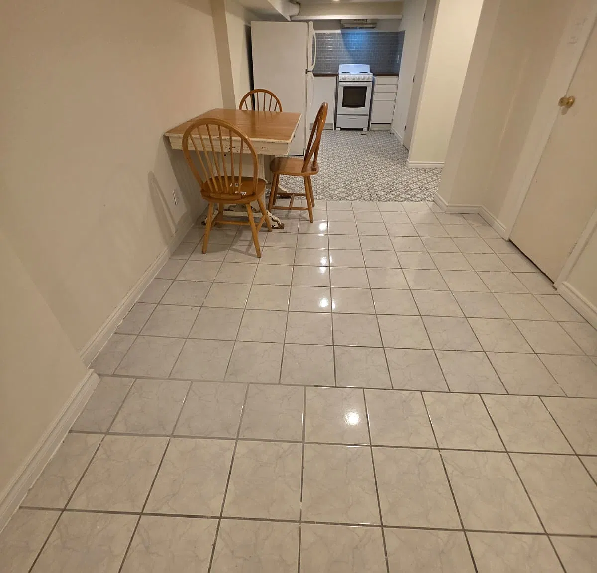 2 bed, 1200 sqft, $1,950 — Photo 2
