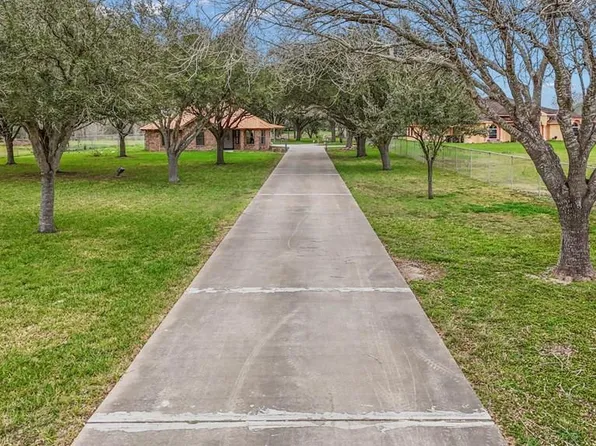 33891 Paloma Dr, San Benito, TX 78586