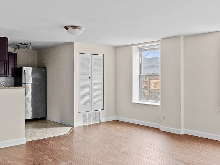 5555 Pershing Ave #2 — Photo 9