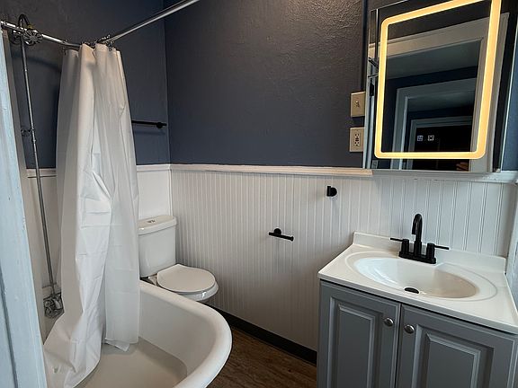 3rd image of 247 W Utica St #4