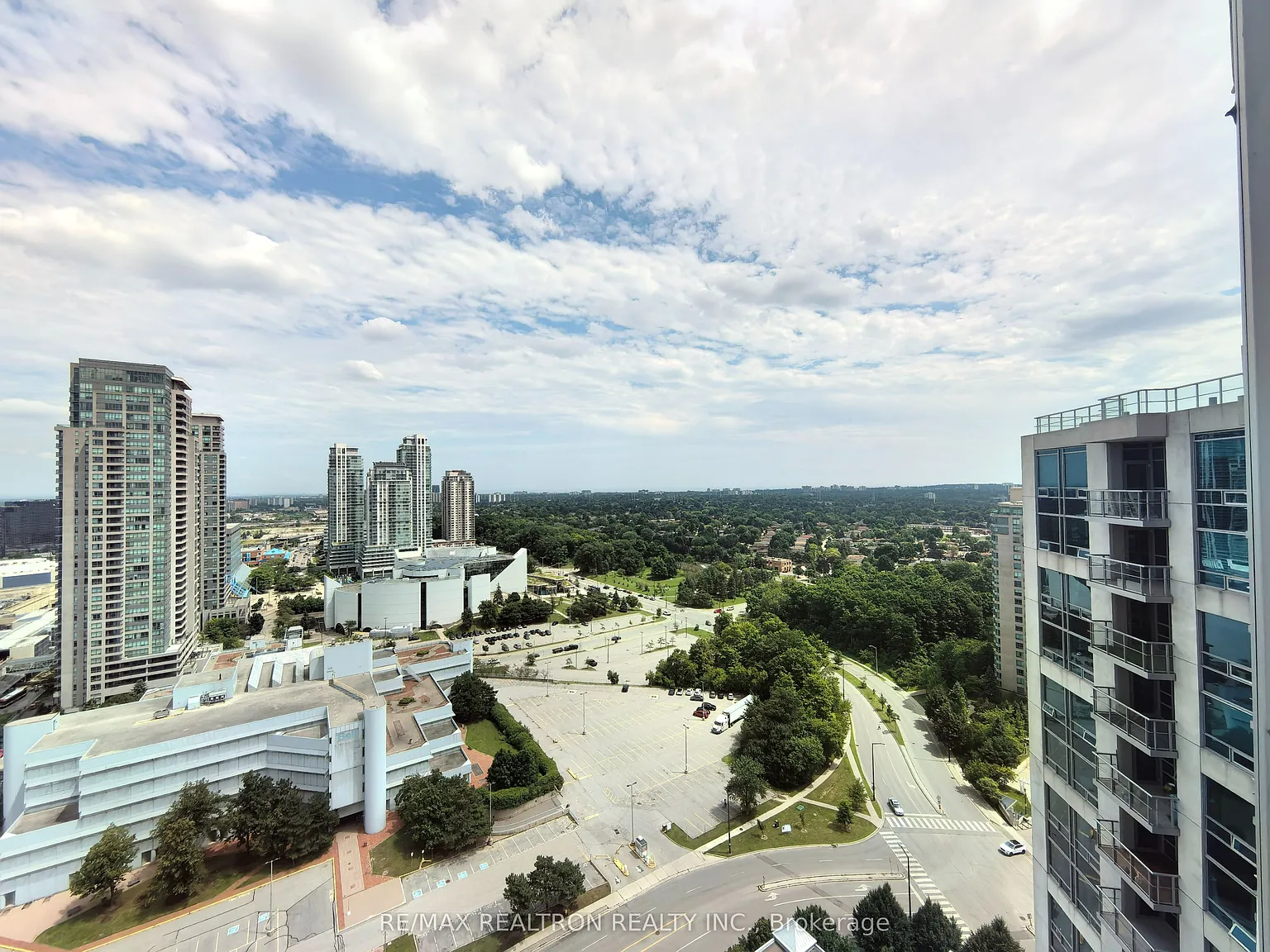 2 bed, $2,350 — Photo 2