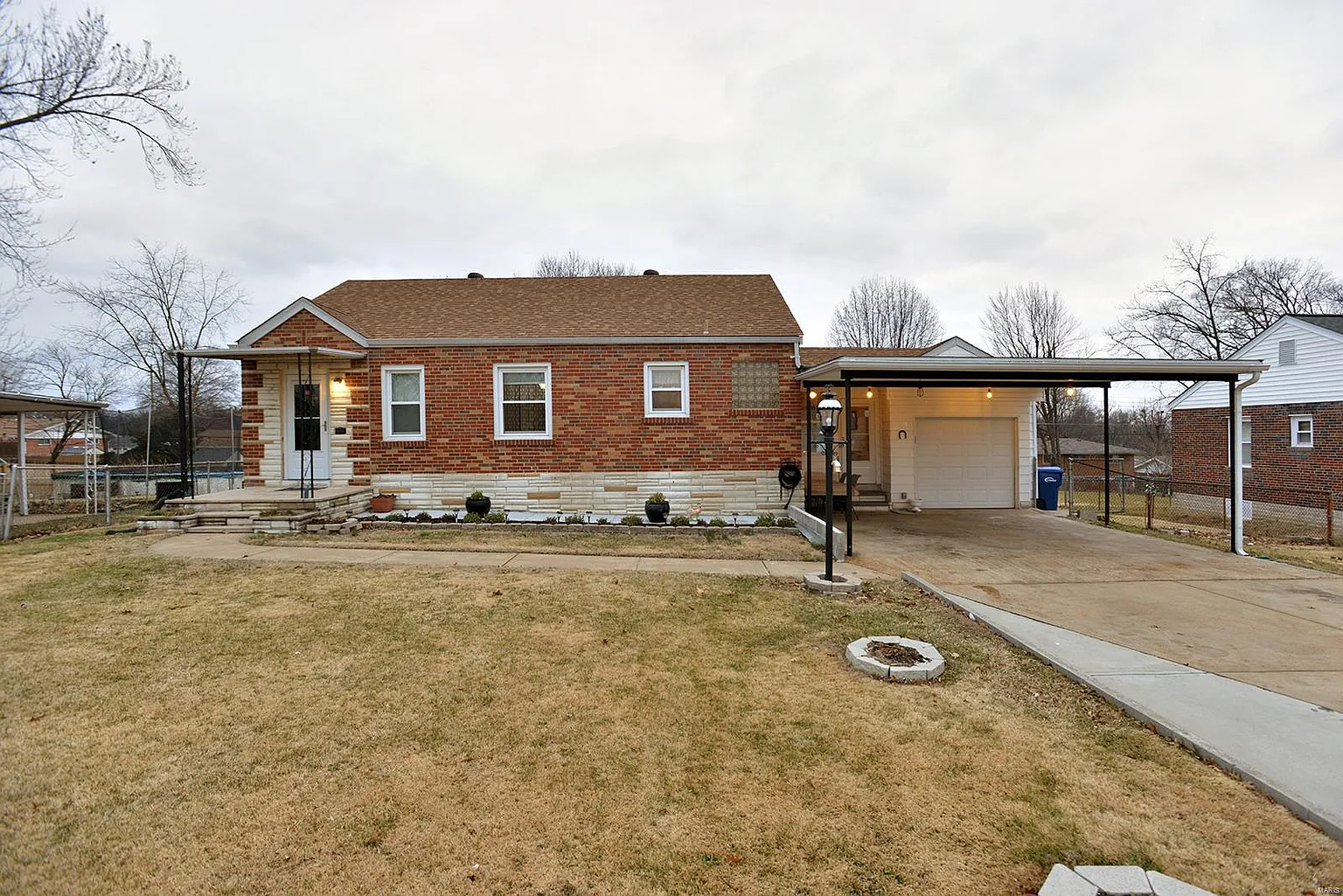 3305 Berview Ln photo 1