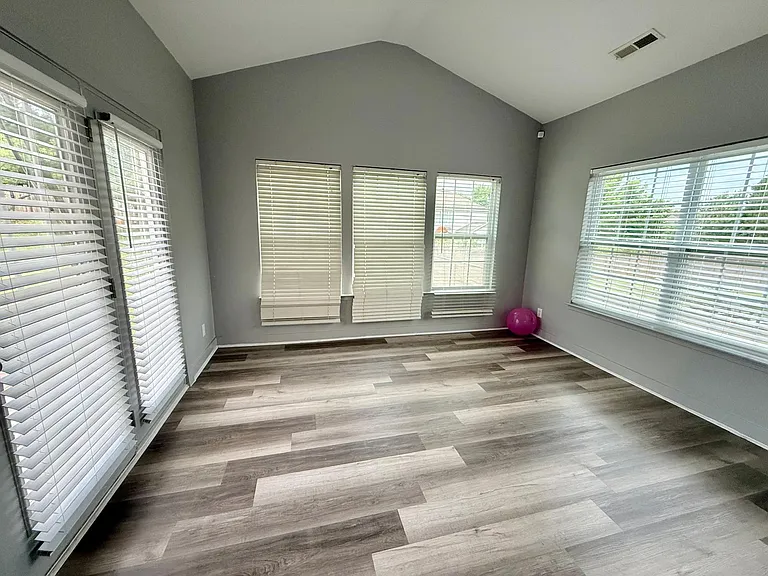 13141 Wilburn Park Ln — Photo 10