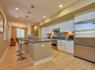 6844 Embarcadero Ln, Carlsbad, CA 92011