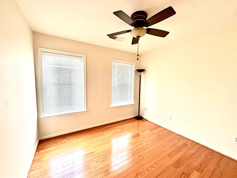 3381 Beechcliff Dr — Photo 25