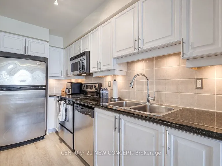 78 Harrison Garden Blvd #204 — Photo 15