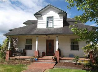 1530 Makinster Rd, Tillamook, OR 97141