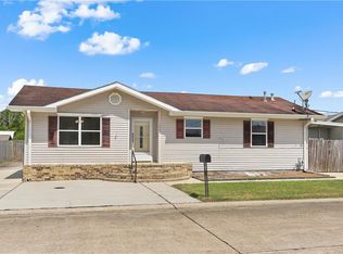 1403 W 1st St, Belle Chasse, LA 70037