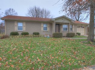 501 Pinoak Dr, Nicholasville, KY