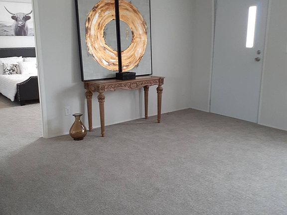 3rd image of 3 Horseshoe Ln #17