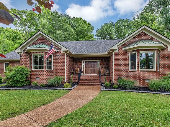 2nd image of 5087 Saddleview Dr