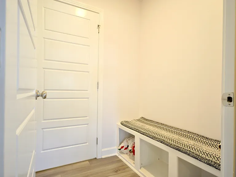 279 Bluebriar Trce — Photo 49
