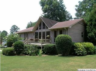 906 4th Ct, Pleasant Grove, AL 35127