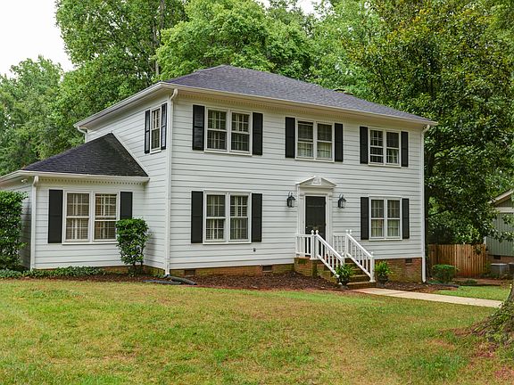 2nd image of 1801 Shagbark Ln