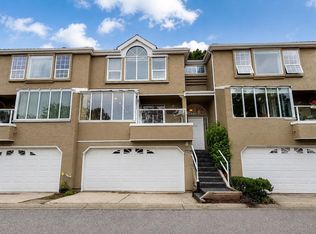 2387 Quayside Ct, Vancouver, BC V5P4W2