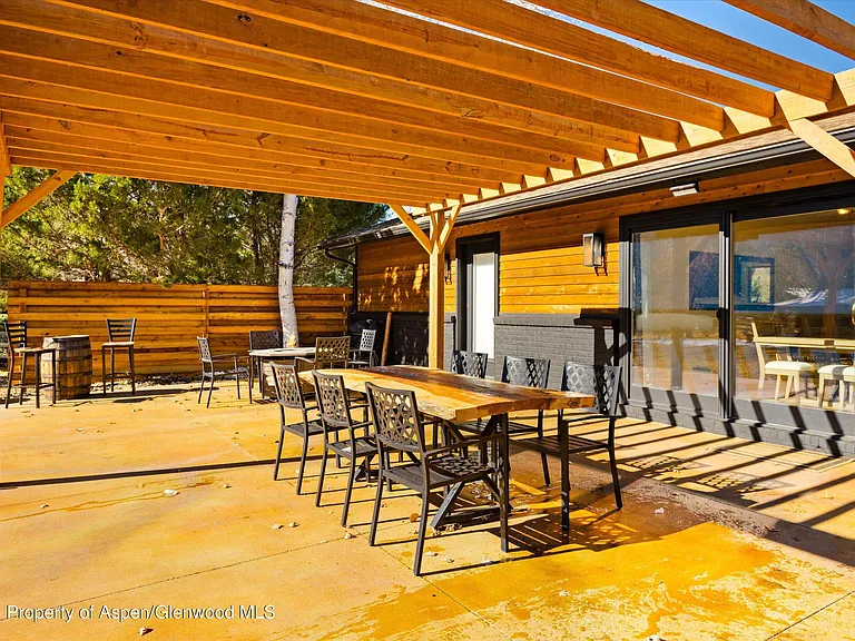 24 Cherry Ln — Photo 20