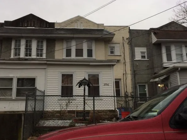 2752 Mickle St, Camden, NJ 08105