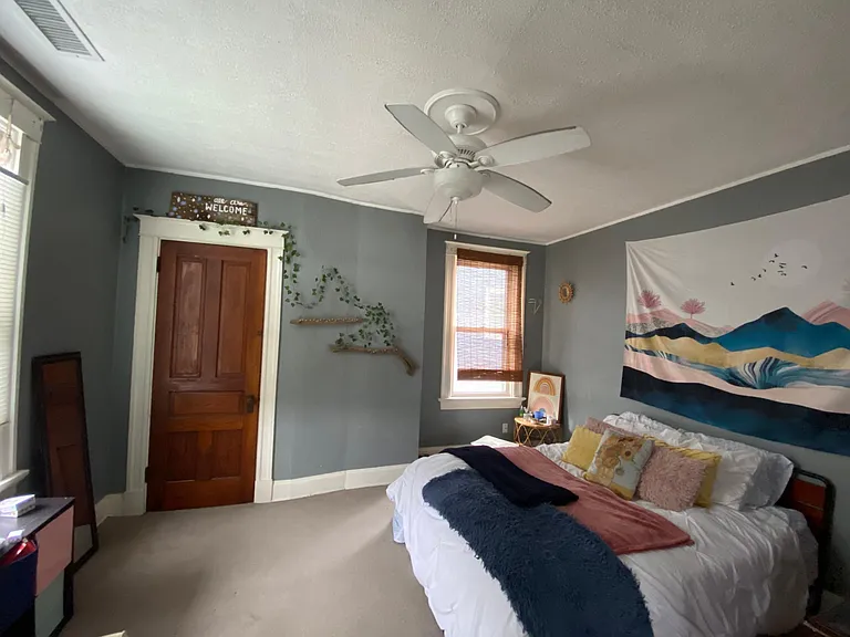 3945 Regent Ave — Photo 9