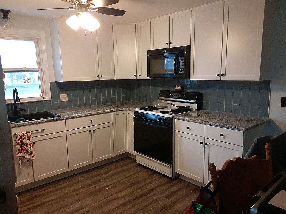 1st image of 329 Iroquois Ave