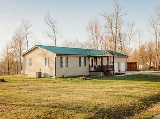 1237 Tom Stamper Rd, Frenchburg, KY 40322