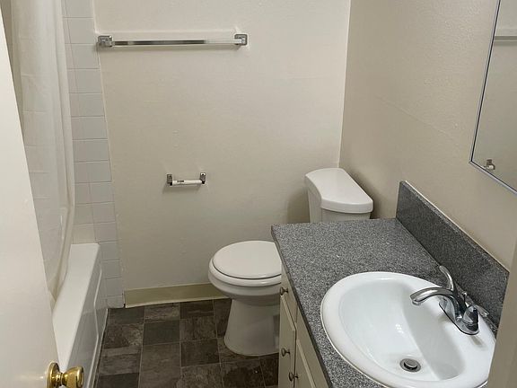 5th image of 9941 Ramona St #1