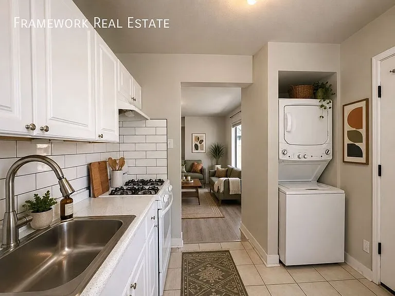 1458 Ivanhoe St — Photo 2