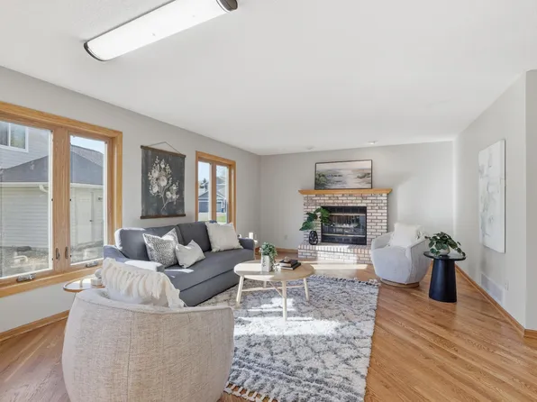 3880 Minnesota Ln N, Plymouth, MN 55446