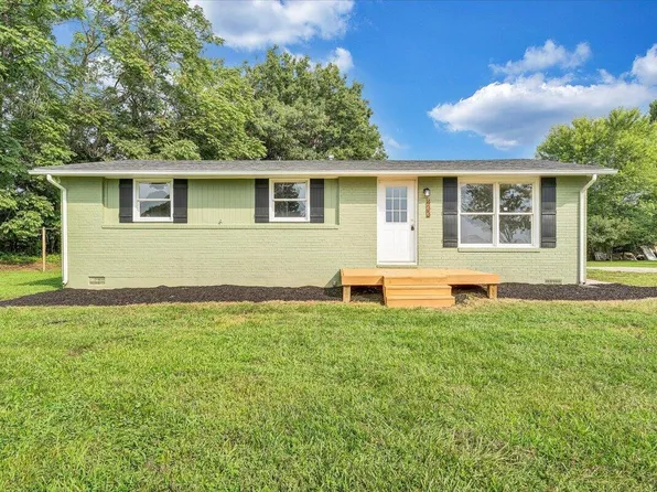 433 Kent Rd, Wirtz, VA 24184