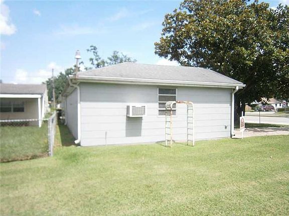 4th image of 641 Huntlee Dr