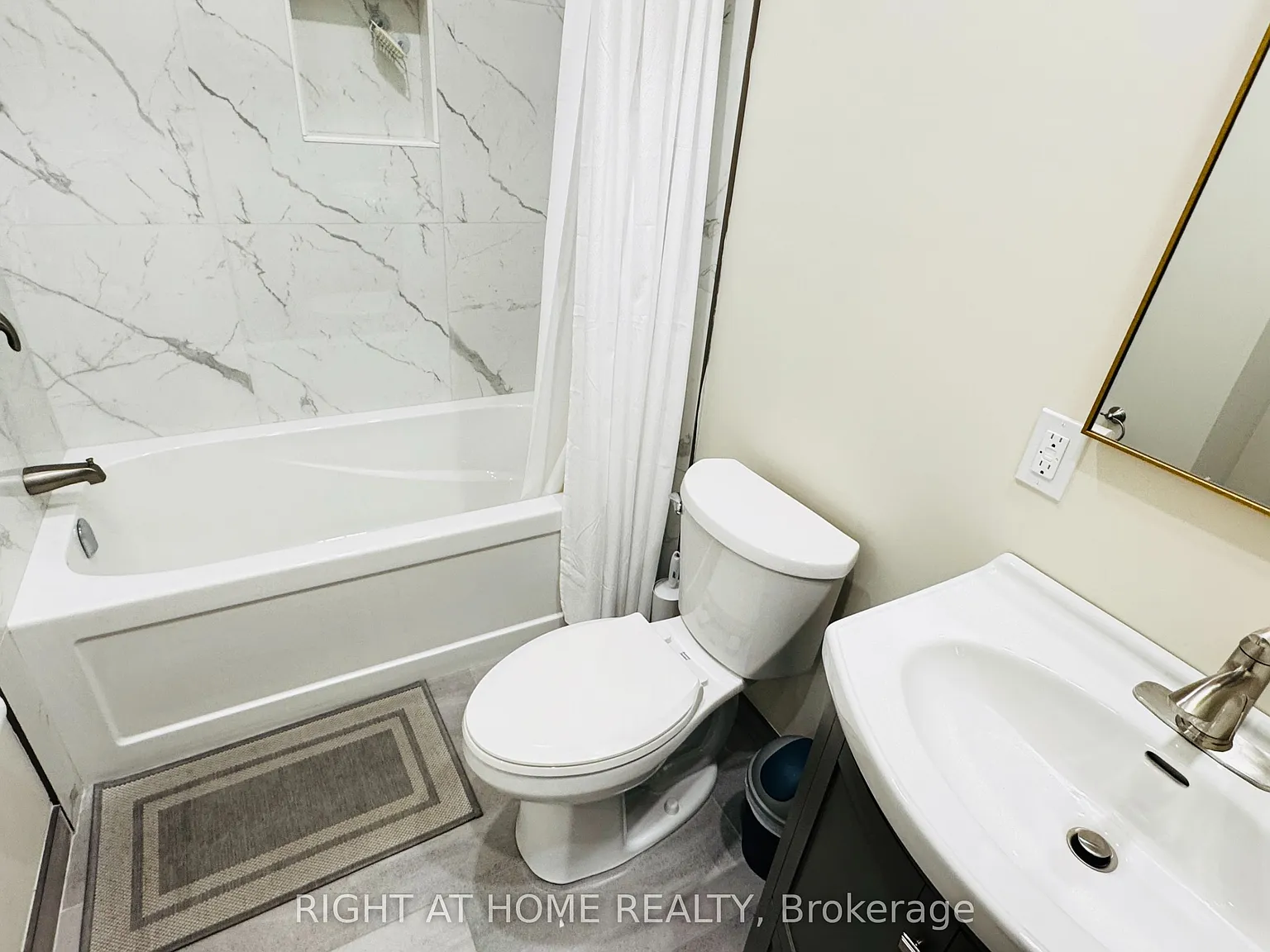 2 bed, $1,600 — Photo 3