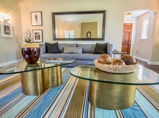 170 N Poinsettia Pl, Los Angeles, CA 90036