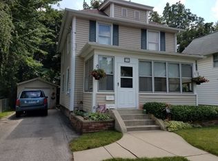 737 Douglas St, Jackson, MI