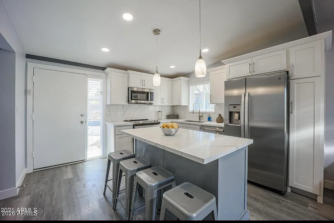 1 bed, 1.0 bath, 576 sqft, $2,000 — Photo 4