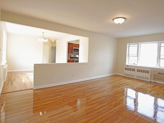 5th image of 9517 Avenue A