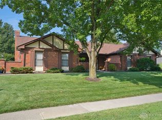 8727 Sycamore Trails Dr, Springboro, OH 45066
