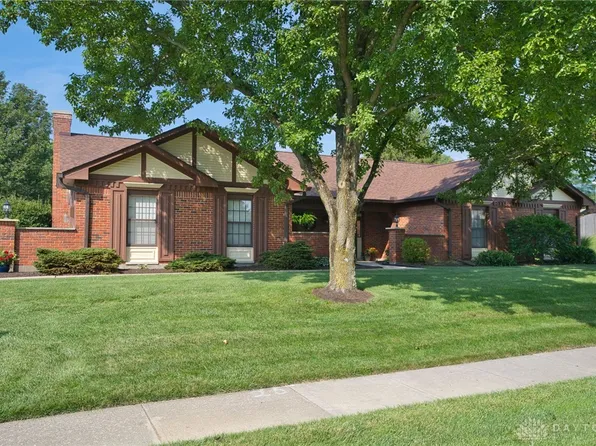 8727 Sycamore Trails Dr, Springboro, OH 45066
