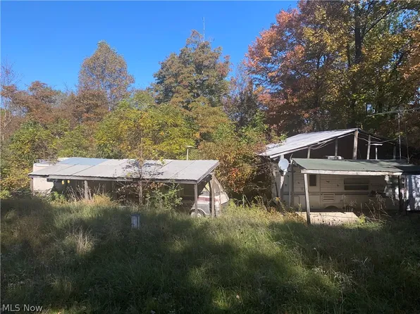 8505 Euga Rd, Newcomerstown, OH 43832