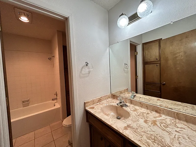 1115 80th St #A — Photo 11